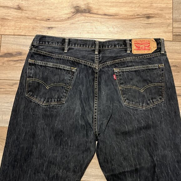 Men's Levis 501 Original Fit Denim Jeans SZ 44x32 Blue Button Fly Modern Red Tab - Picture 8 of 13